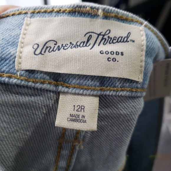 Universal Thread Highest Rise Shortie Shorts Womens 12 Cut Off Destructed Jean - Picture 4 of 13